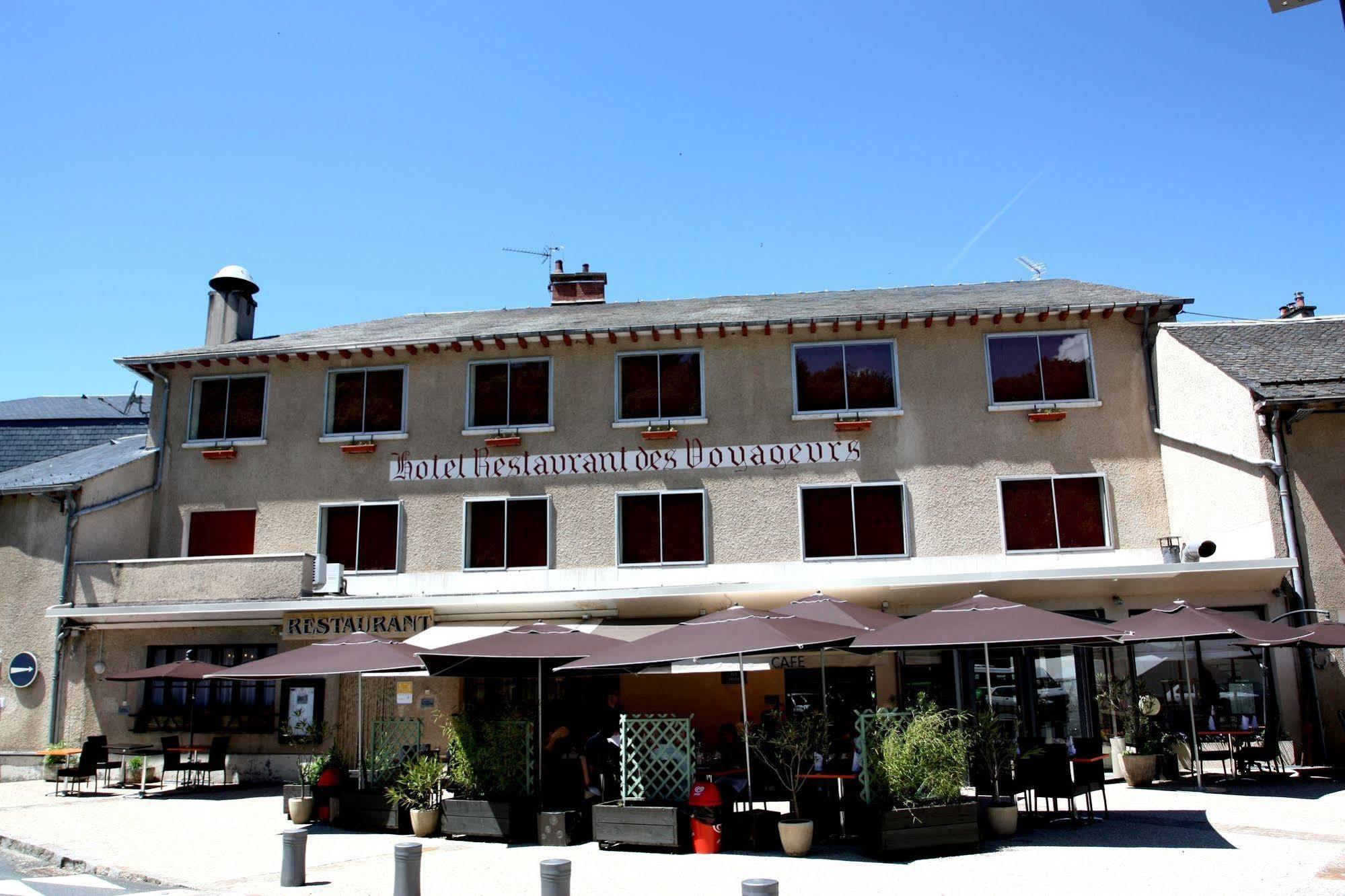 Logis Hotel Restaurant Des Voyageurs Pont-de-Salars Екстер'єр фото