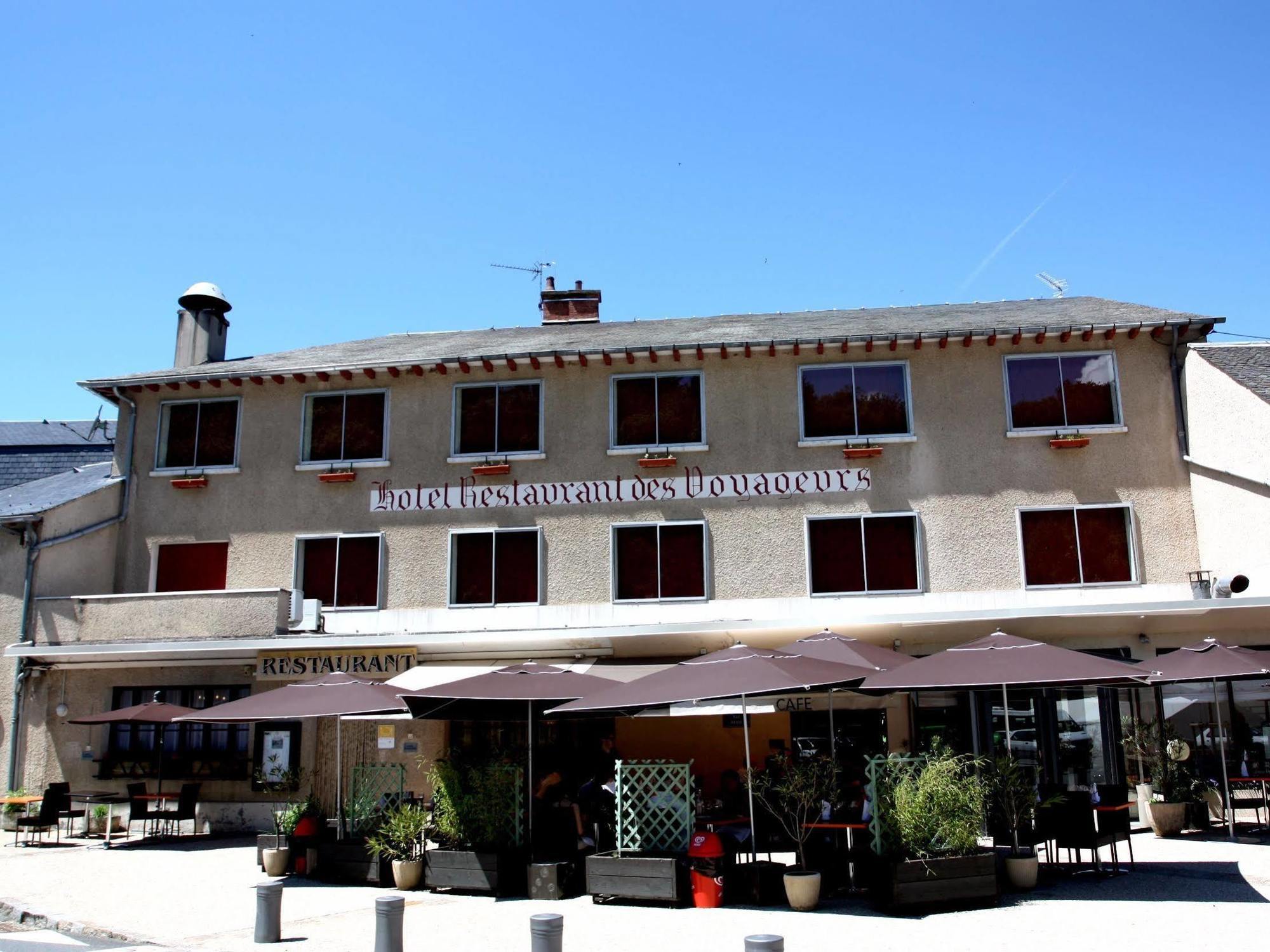 Logis Hotel Restaurant Des Voyageurs Pont-de-Salars Екстер'єр фото